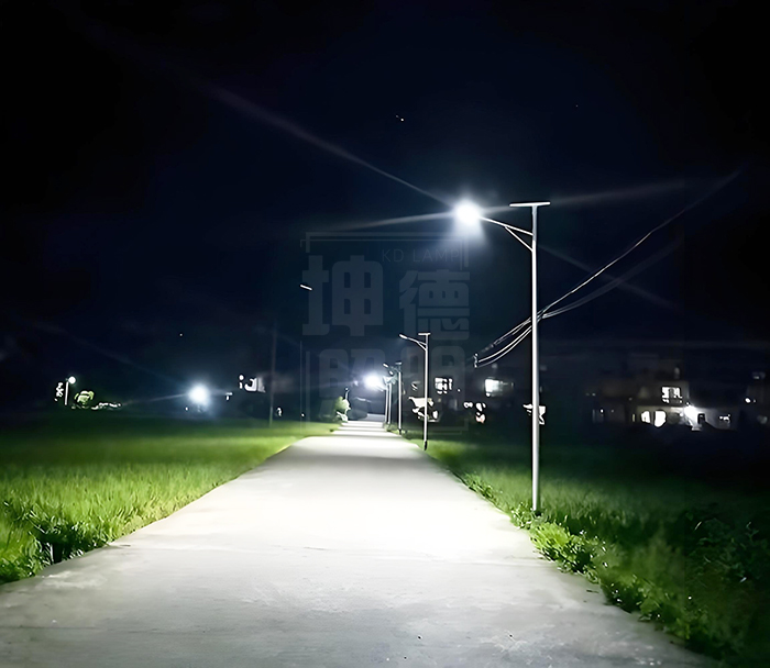 太陽能路燈價(jià)格